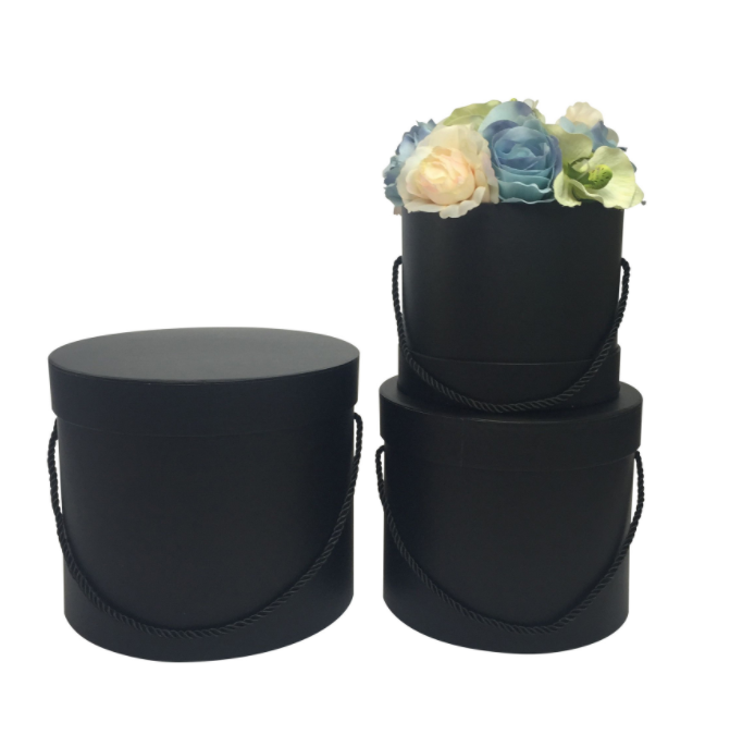 Round Box With Hanger Set Of 3